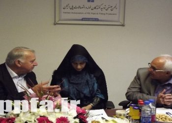 تصاویر مذاکره انجمن ملی پلاستیک و انجمن پلی اتیلن با اتحادیه شرکت های فرانسوی تولیدکننده صنایع پلیمری