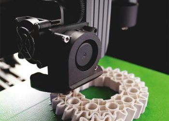 دانلود نشریه injection molding – ماه آگوست 2025