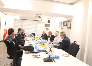 نشست مشترک هیئت‌مدیره انجمن صنفی تولیدکنندگان لوله و اتصالات پلی‌اتیلن و هیئت‌مدیره انجمن ملی صنایع پلیمر