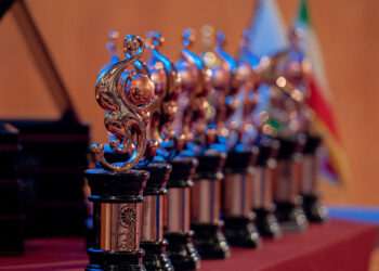 تمدید مهلت ثبت‌نام صادرکنندگان برگزیده استانی سال ١٤٠٤