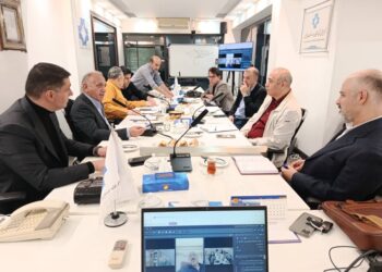 بررسی چالش‌ها و راهکارهای صنعت لوله و اتصالات پلی‌اتیلن در جلسه هیئت‌مدیره انجمن