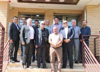 جلسه پیگیری مشکلات اخیر تولیدکنندگان اصفهان